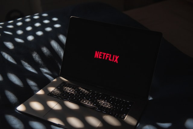 Jak oglądać zagranicznego Netflixa